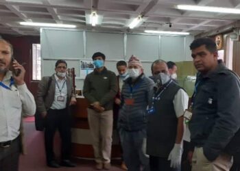 स्वास्थ्यकर्मीहरु द्वारा स्वास्थ्यमन्त्रीको ध्यान आकर्षक  #Covid19