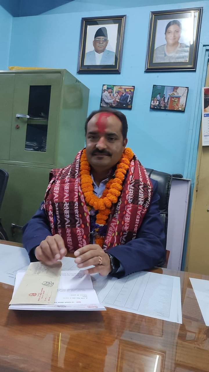 वीर अस्पतालको कार्यकारी निर्देशकमा डा. सन्तोष पौडेल