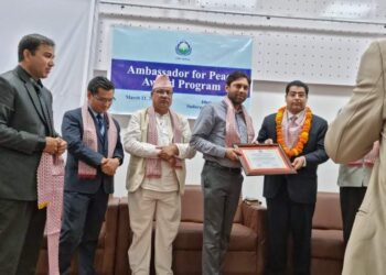 निसर्ग हस्पिटलका मेडिकल डाइरेक्टर डा. अन्सारी सम्मानित