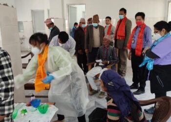 बझाङमा जेष्ठ नागरिकका लागि कृतिम दाँत शिविर शुरु