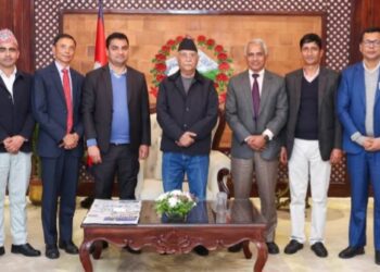 स्वास्थ्यमन्त्री पौडेलद्वारा स्वास्थ्य बीमा सुधार कार्ययोजना प्रधानमन्त्रीसमक्ष प्रस्तुत