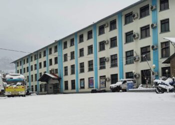 मुगुमा चिकित्सकविहीन भएपछि प्रतिष्ठान जुम्लाले पठायो विशेषज्ञ डाक्टर