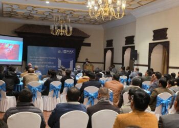 काठमाडौंमा ऐतिहासिक चिकित्सा सम्मेलन : म्याक्स हेल्थकेयरको कोलोरेक्टल क्यान्सर कन्क्लेभमा १०० भन्दा बढी वरिष्ठ चिकित्सकको सहभागिता