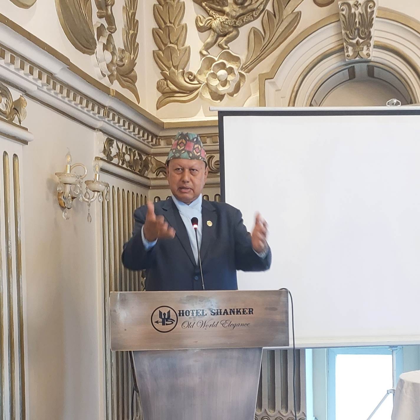 Mohan Bahadur basnet 1 - औषधि उद्योगको विकासका लागि नीतिगत सुधार गर्न सहकार्य गर्ने स्वास्थ्यमन्त्रीको प्रतिवद्धता औषधि उद्योगको विकासका लागि नीतिगत सुधार गर्न सहकार्य गर्ने स्वास्थ्यमन्त्रीको प्रतिवद्धता