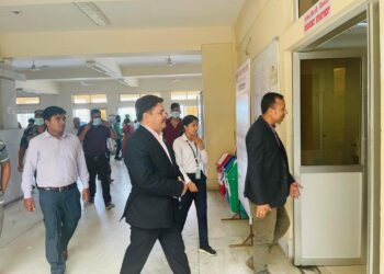 स्वास्थ्य राज्य मन्त्रीले गरे सुशील कोईराला प्रखर क्यान्सर अस्पताल अनुगमन