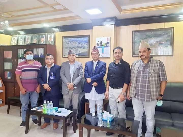 Nma - डा. साहको पक्राउ पुर्जी खारेज गरी दोषीमाथि कारबाही गर्न नेपाल चिकित्सक संघको माग डा. साहको पक्राउ पुर्जी खारेज गरी दोषीमाथि कारबाही गर्न नेपाल चिकित्सक संघको माग