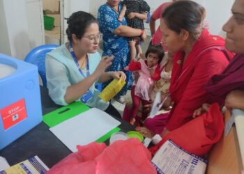 खोज र खोप अभियानमा दक्षिणकाली नगरपालिकाले ४५ बालबालिकालाई खोप लगायो