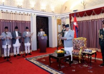 जर्मनीका राजदूत डा. रुपाखेती सहित ४ राजदूतले राष्ट्रपतिबाट लिए शपथ ग्रहण 