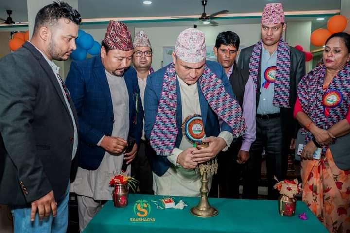 सौभाग्य अस्पतालको मुख्यमन्त्री शाहद्वारा औपचारिक उद्घाटन