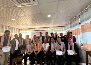 चिकित्सक संघ तनहुँ शाखाको नयाँकार्यसमिति: अध्यक्षमा डा. श्रेष्ठ र महासचिवमा डा. शर्मा