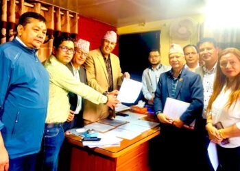 स्वास्थ्य सेवा ऐन छुटै जारी गनुपर्ने स्वास्थ्यकर्मी ट्रेड युनियनहरुको माग